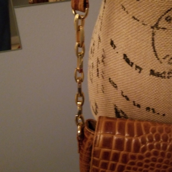 Bag - Picture 2 of 5